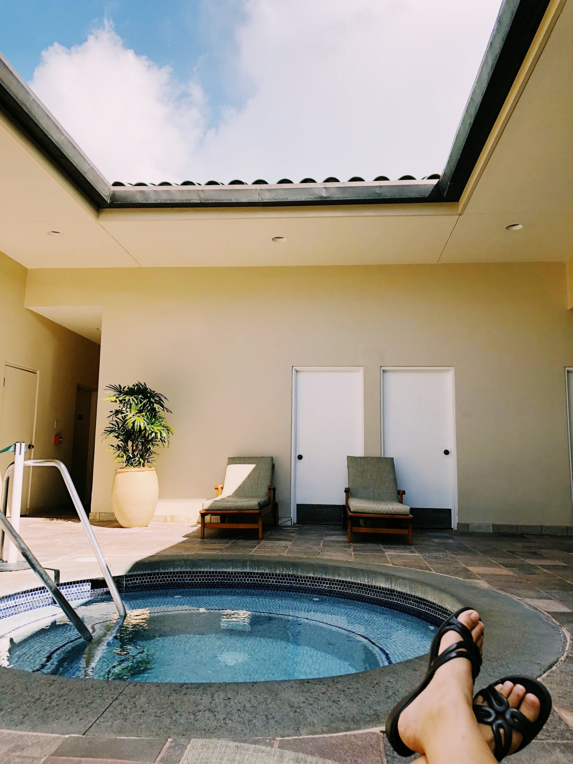 The jacuzzi was undergoing maintenance - Review of Grand Hyatt Kauai Anara Spa