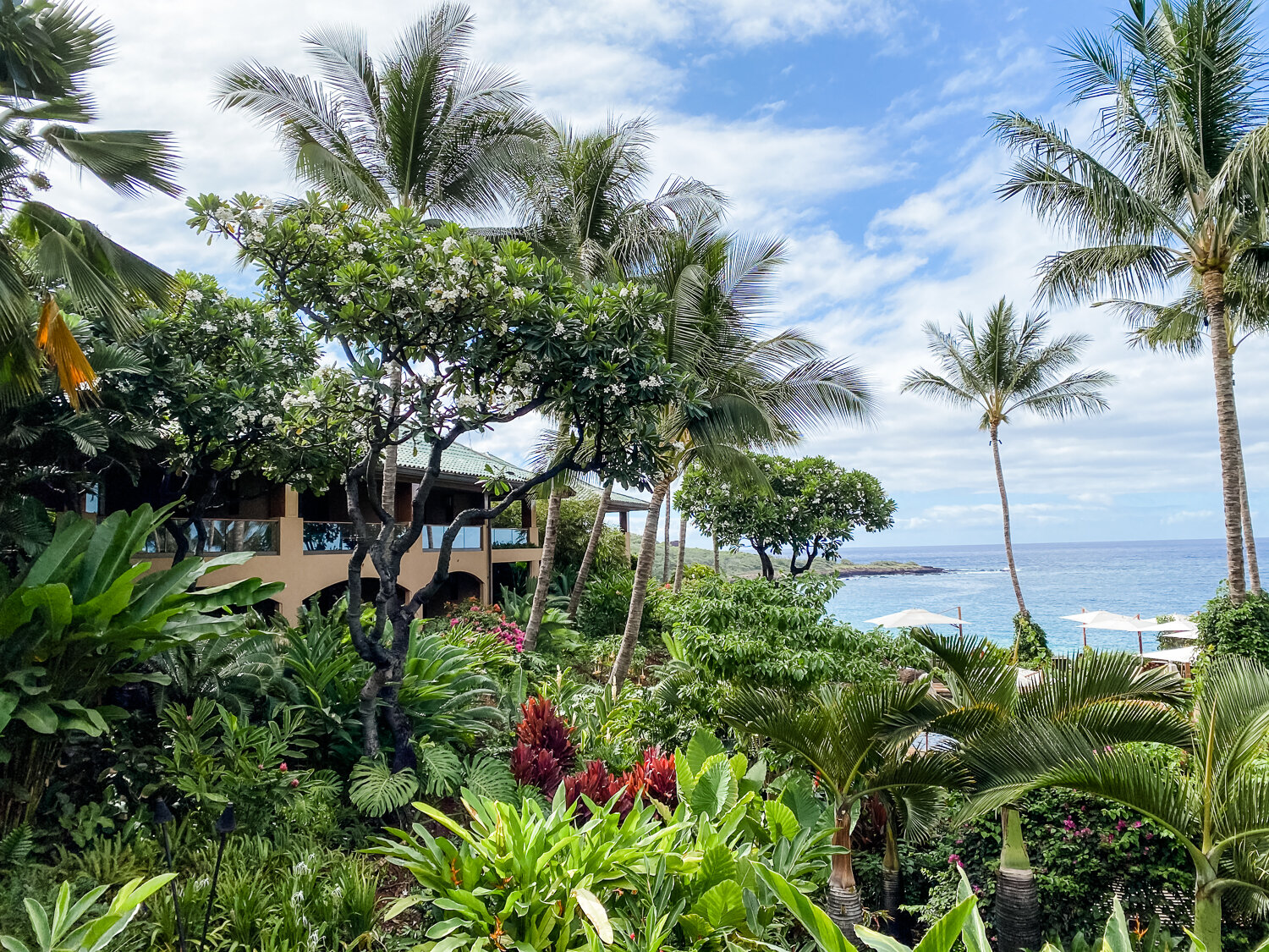 Four Seasons Lana'i at Manele Bay | Luxury Oceanfront Resort