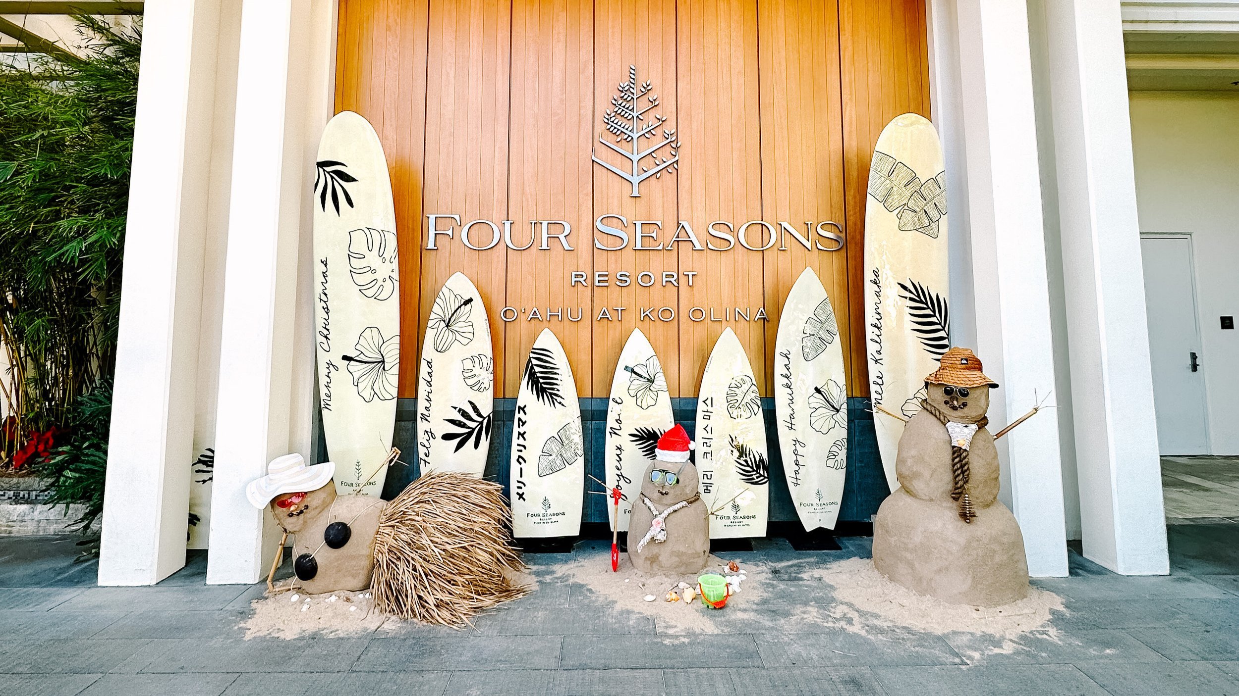 Four Seasons Oahu - Festive 2022